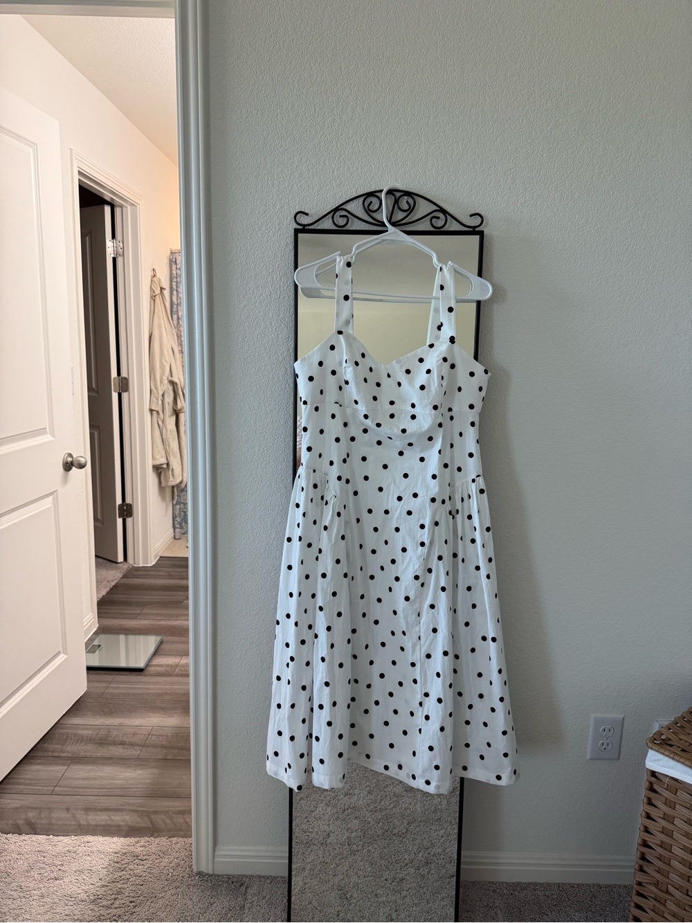 H&M new season midi dress unworn